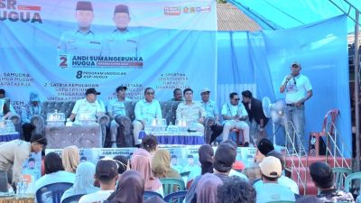 Ketua Tokoh Masyarakat Mowewe Menyampaikan Keluhan di Hadapan Kampanye Asr-Hugua