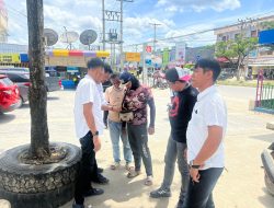 *Antisipasi Premanisme, Polisi Beri Pembinaan Juru Parkir Liar di Dua Lokasi di Kendari*