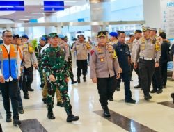 Kapolri Pastikan pengamanan, Kelayakan Kapal, dan Mitigasi Bencana Libur Natal dan Tahun Baru