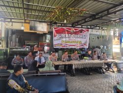 Polda Sultra Gelar “Jumat Curhat” Bersama Warga Bonggoeya, Keluhkan Tawuran dan Kriminalitas