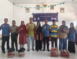 Tebar Kebaikan di Bulan Ramadhan, SMAN 1 Kendari Bagikan 357 Paket Sembako untuk Warga dan Siswa Kurang Mampu