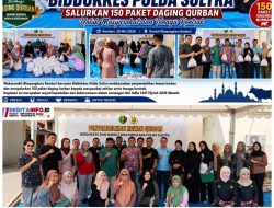 Wakarumkit Bhayangkara Kendari dan Biddokkes Polda Sultra Salurkan 150 Paket Daging Kurban untuk Masyarakat dan Tenaga Kontrak
