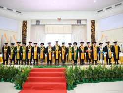 UHO Kukuhkan Delapan Guru Besar dari Lima Fakultas, Perkuat Kualitas Akademik dan Tridharma